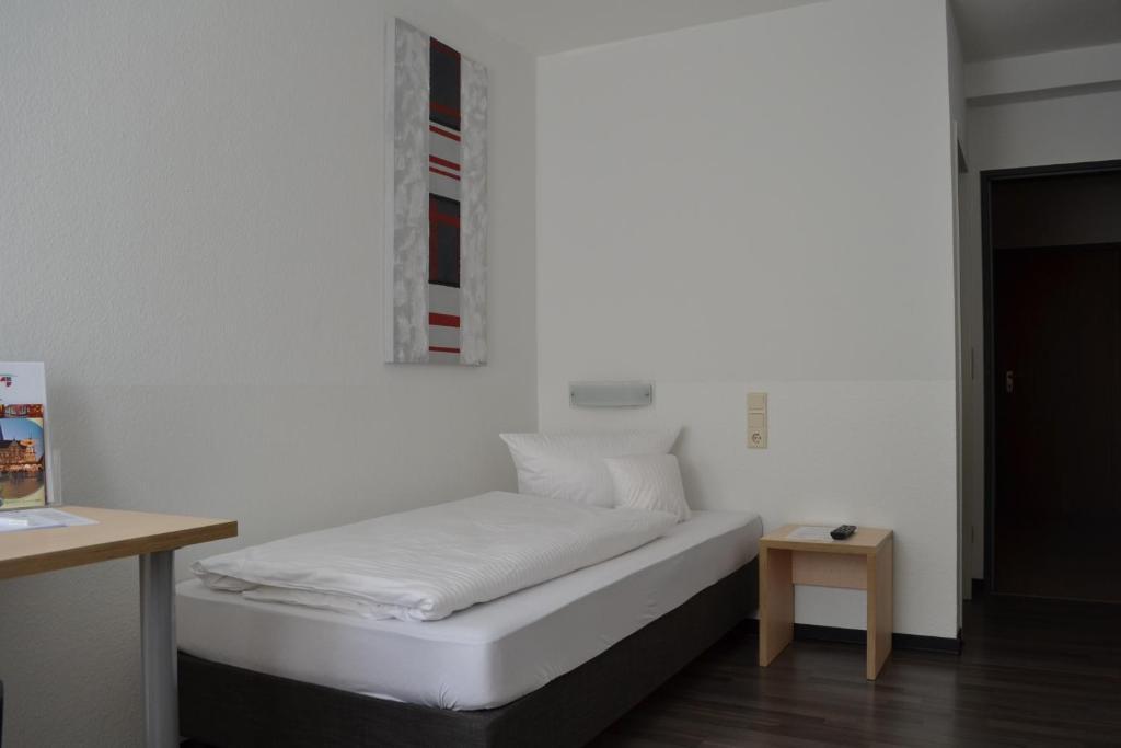 Отель Europa-Haus-Bocholt - Bett & Bike Номер фото