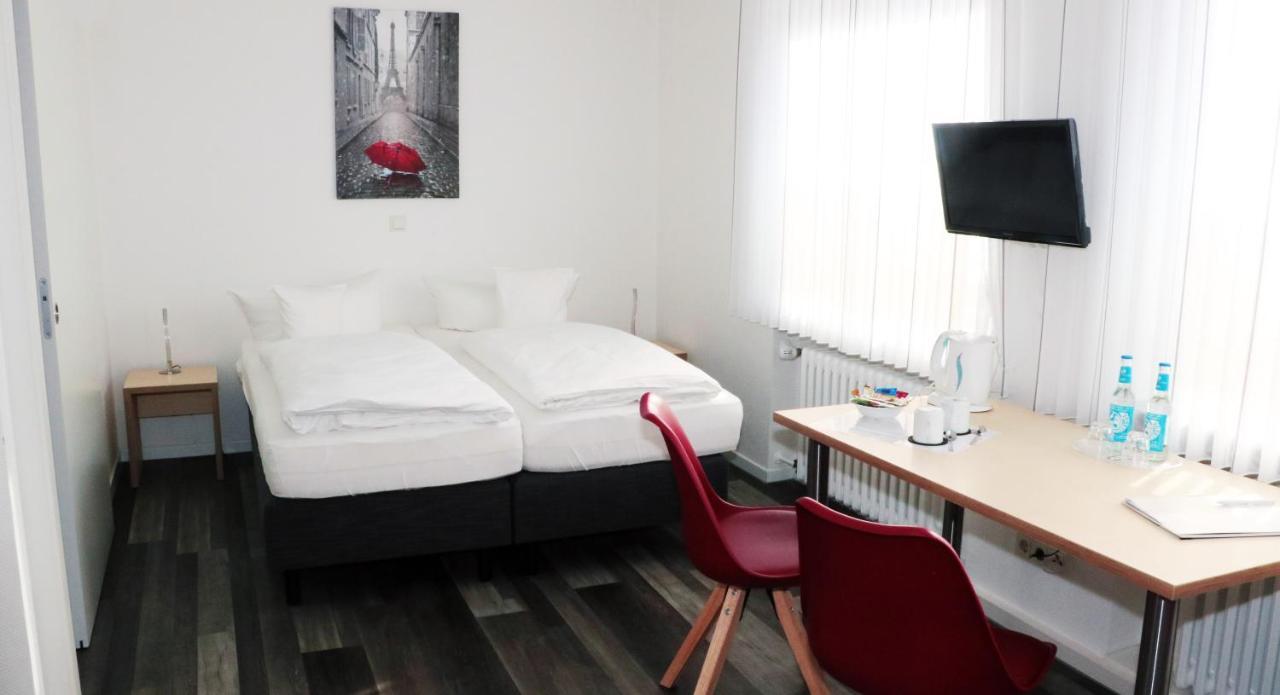 Отель Europa-Haus-Bocholt - Bett & Bike Экстерьер фото